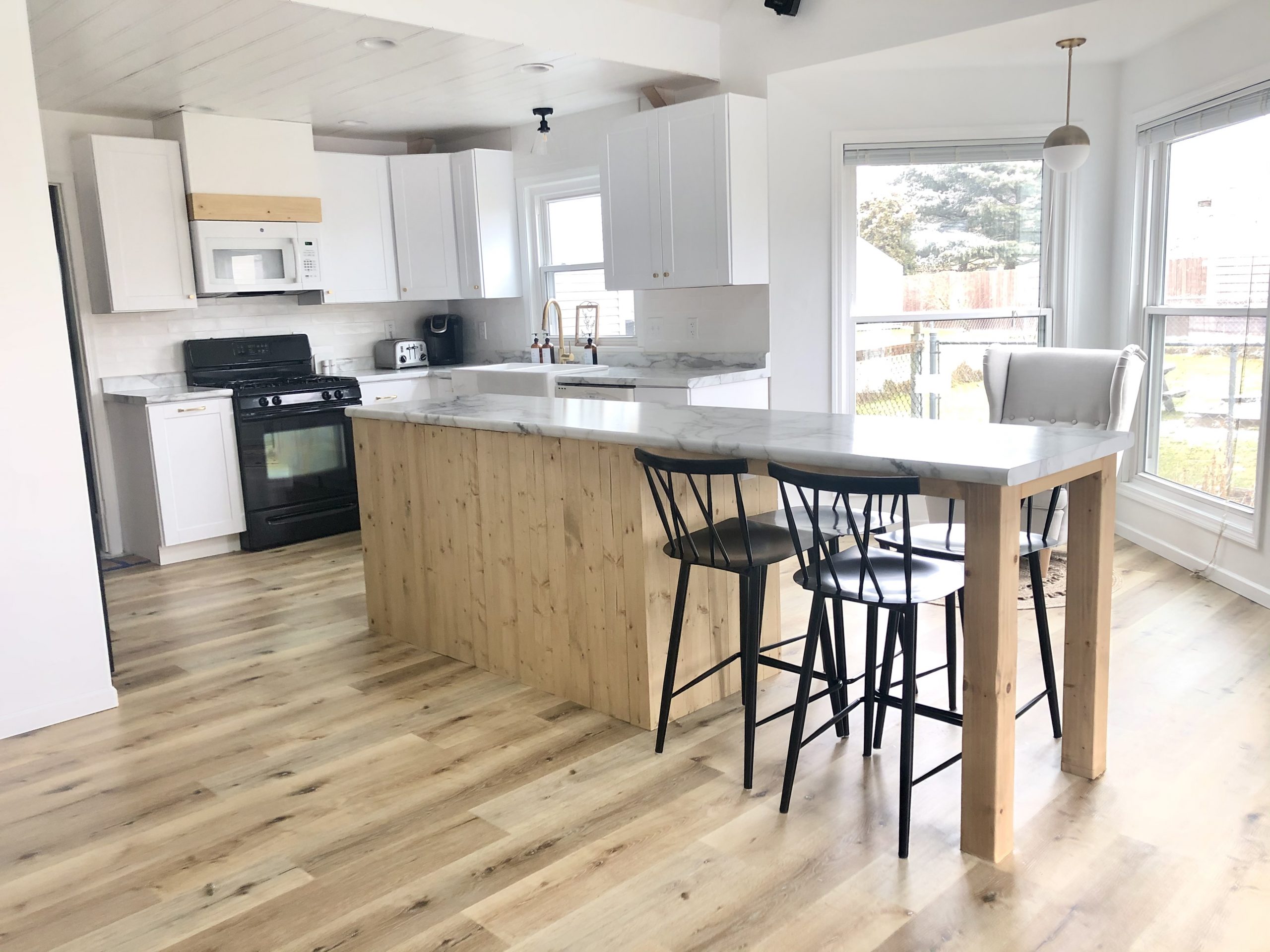 Modern Farmhouse Kitchen Island With Seating: New Blog Post