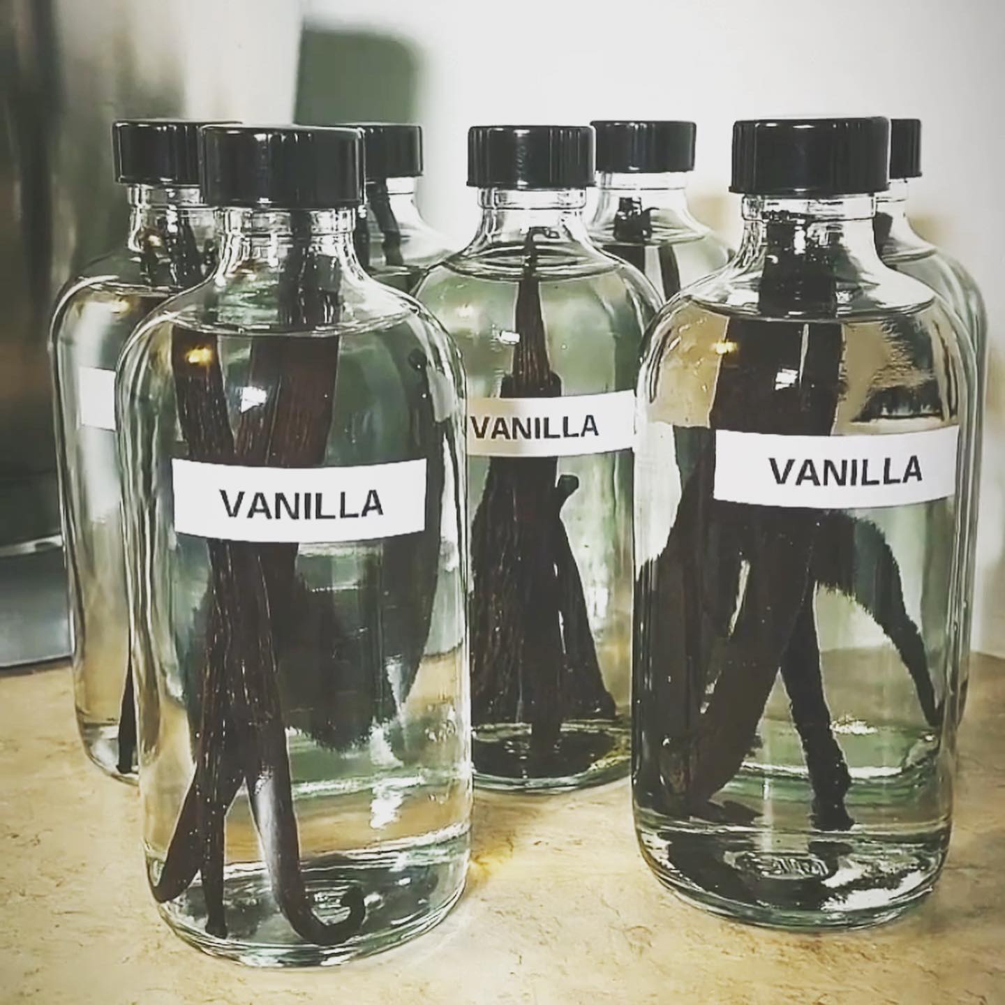 Simple Homemade Vanilla Extract Recipe