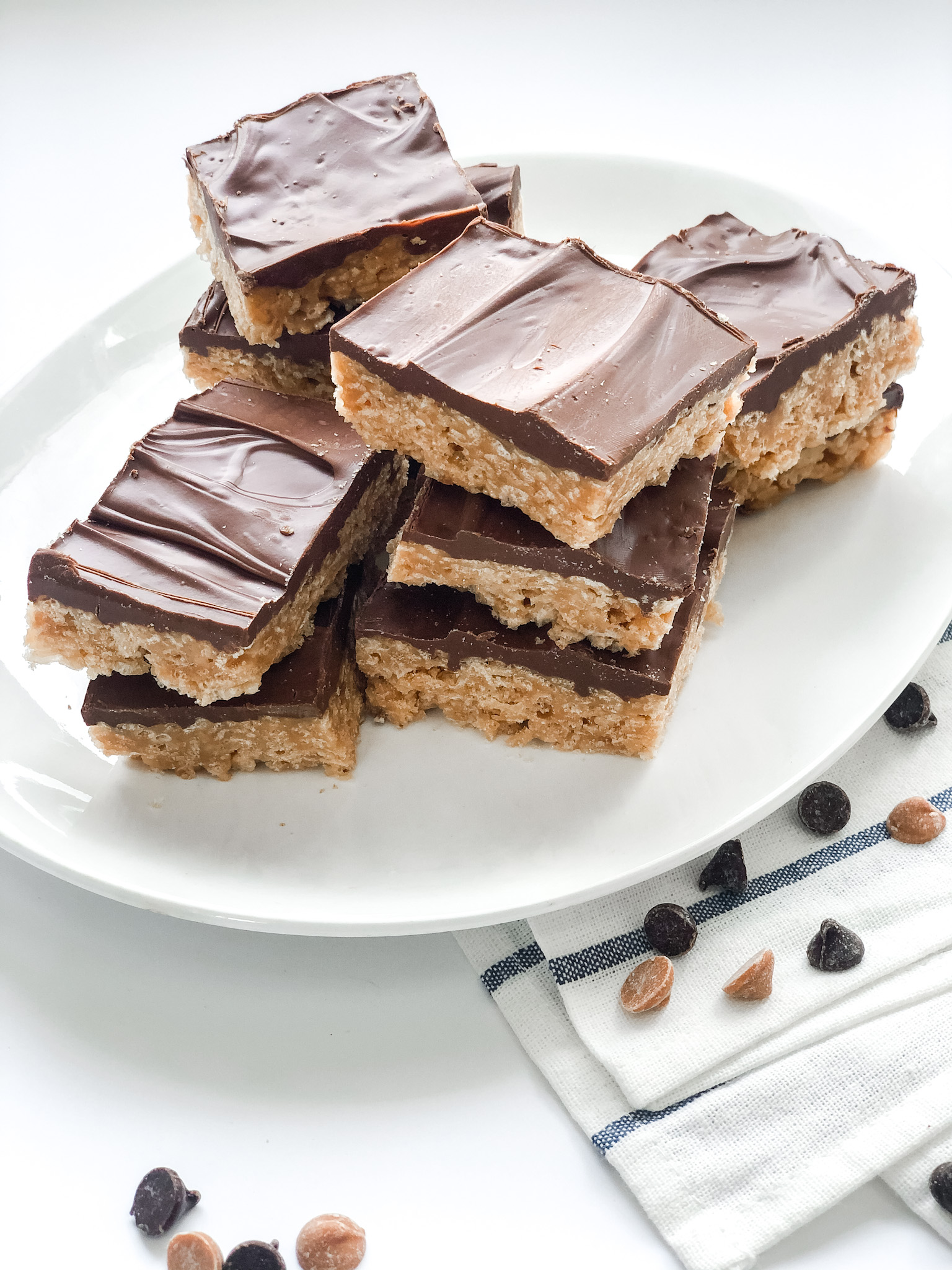 The Easy Classic Scotcheroos Recipe