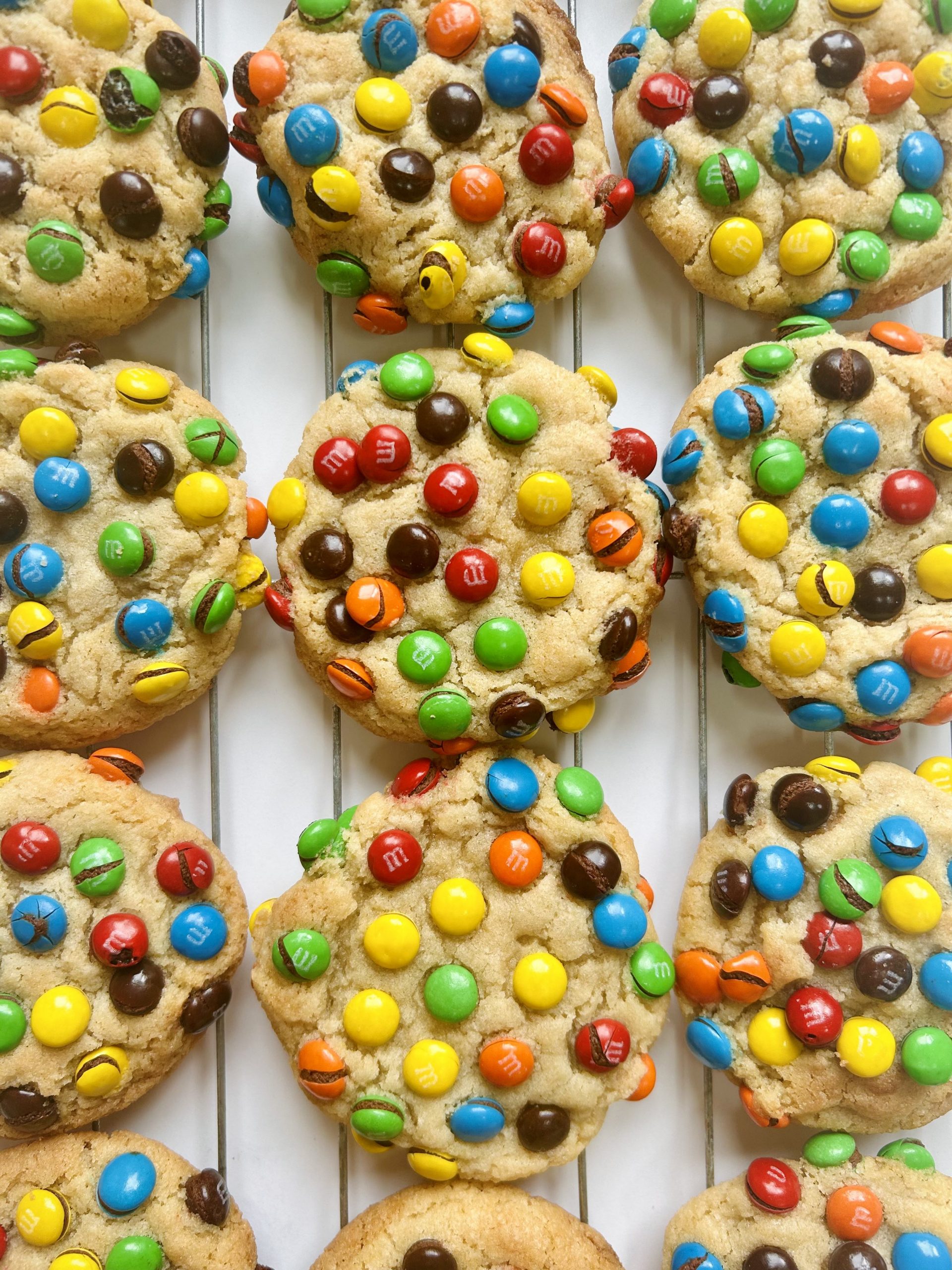 M&M Mini’s Cookies: Colorful, Fun, and Delicious